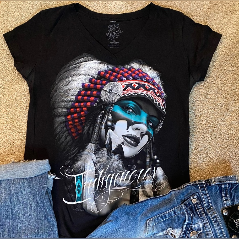 Women’s OG Angels V-Neck T-Shirt – Indigenous Graphic